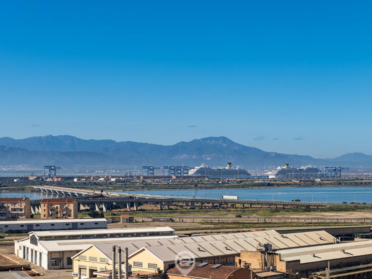 Cityscape Vista *